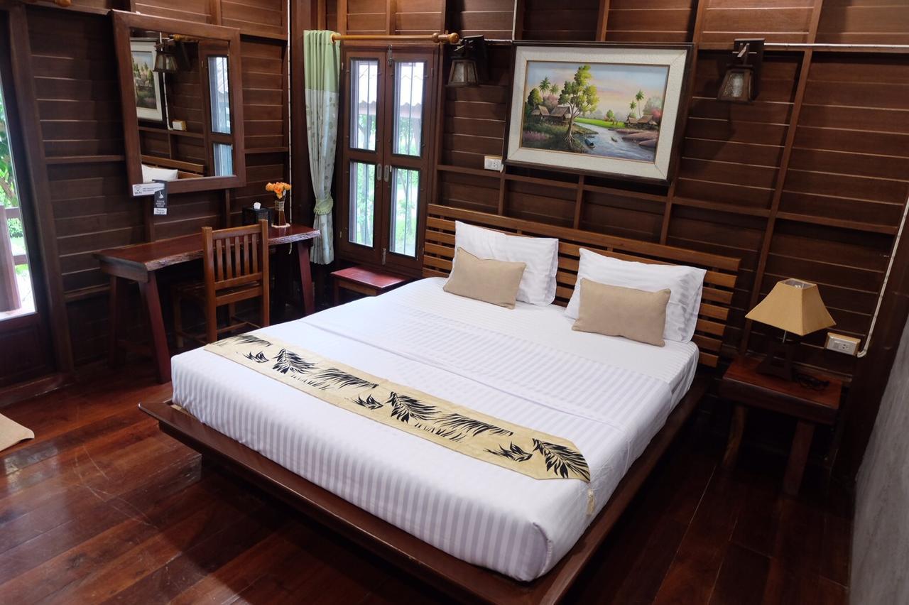 Ruenpruksa Resort Prachuap Khiri Khan Buitenkant foto