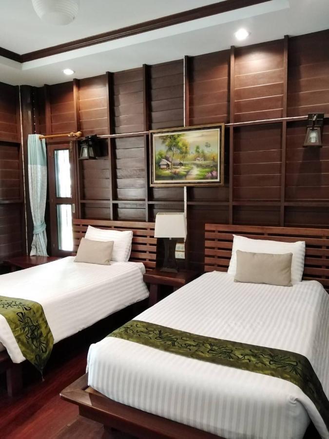 Ruenpruksa Resort Prachuap Khiri Khan Buitenkant foto
